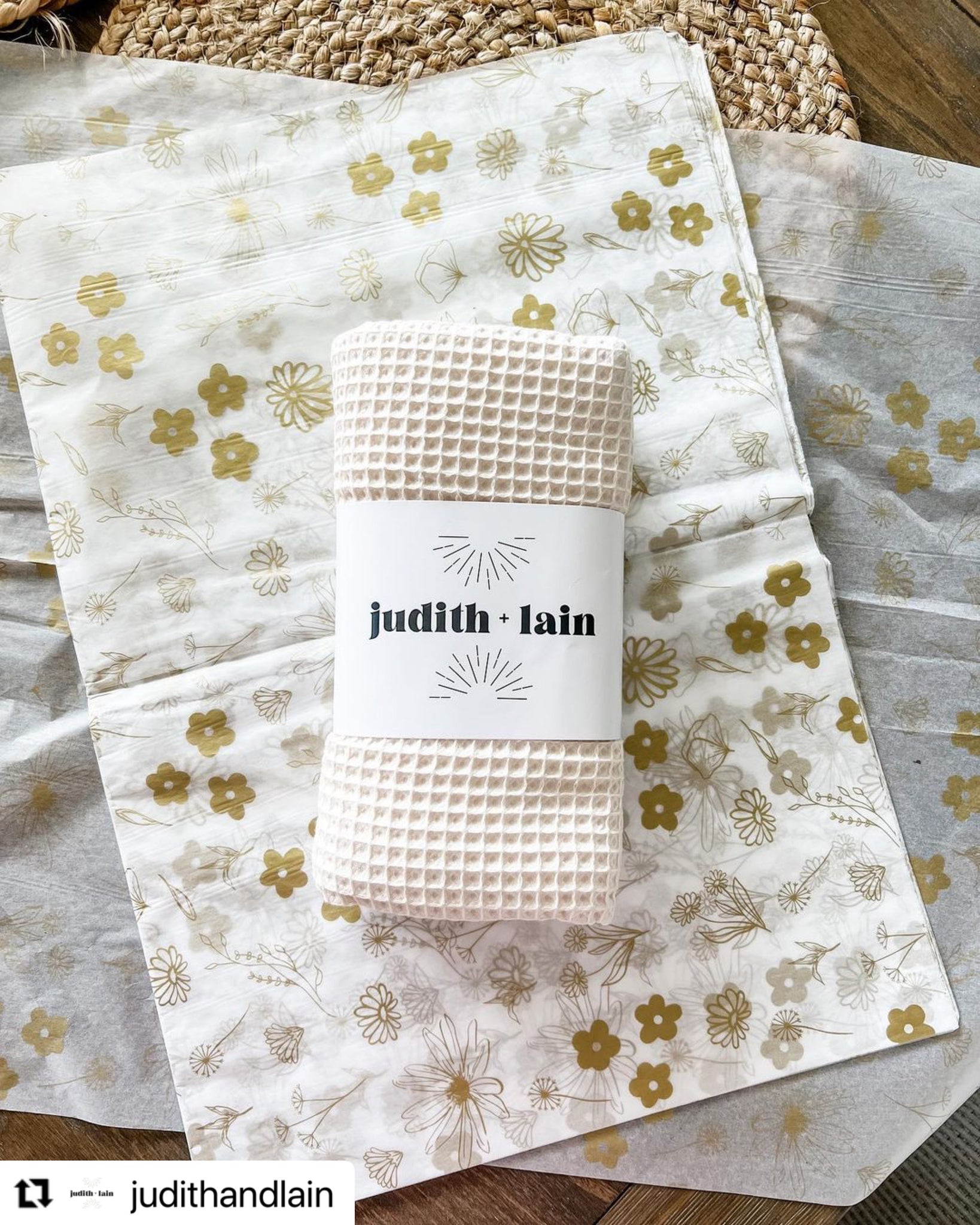 Lain & Lou Gold Floral Tissue Paper for Gift Bags for Wedding